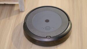 Výrobce úklidových robotů Matic přináší revoluci v ovládání. Stačí ukázat prstem a promluvit – žádná aplikace už není potřeba