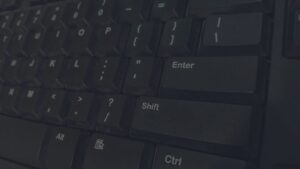 Zapomeňte na Ctrl+Alt+Del. Existuje geniální zkratka, která ušetří spoustu času