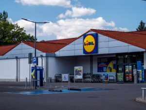 Lidl by chtěl v Česku provozovat vlastní mobilní síť. Ve světě drtí konkurenci ostatních operátorů