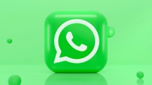 Jediné kliknutí v telefonu a partner už nic neuvidí. WhatsApp testuje zbraň, uživatelé se bouří